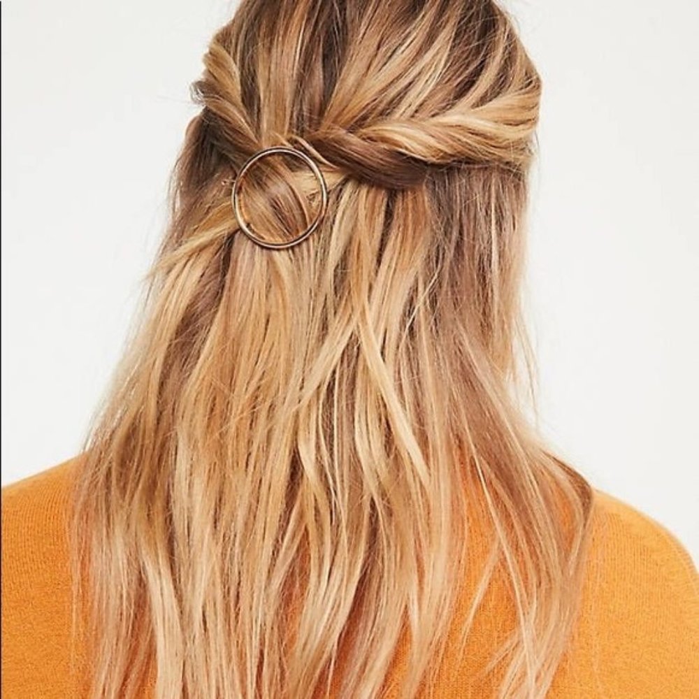 CIrcle Round Metal Hair Clip Set - Picture 2 of 7